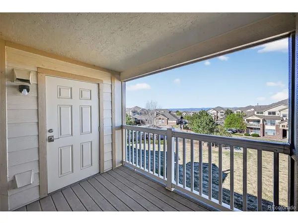 $325,000 | 5733 North Gibralter Way, Unit 306, Aurora, CO 80019