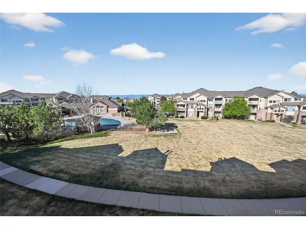 $325,000 | 5733 North Gibralter Way, Unit 306, Aurora, CO 80019