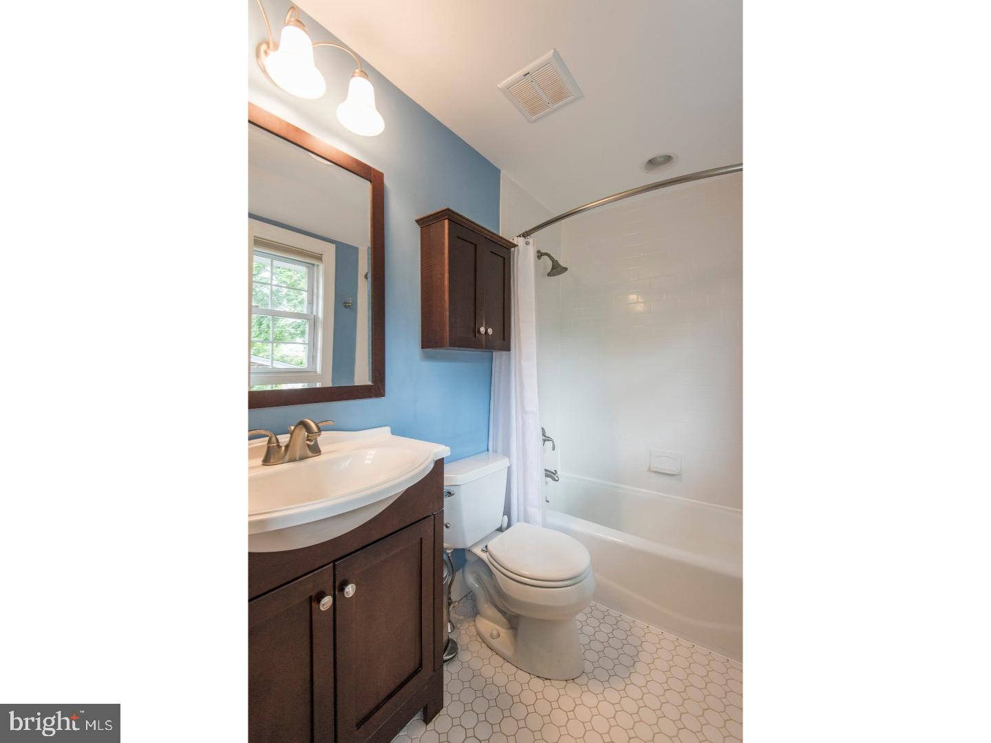 809 Dover Road Wynnewood, PA 19096 - Photo 19 of 25