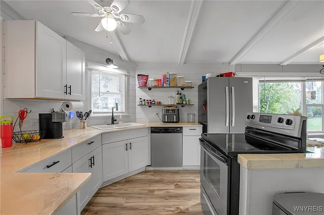 $799,900 | 568 Town Line Road, Lancaster, NY 14086