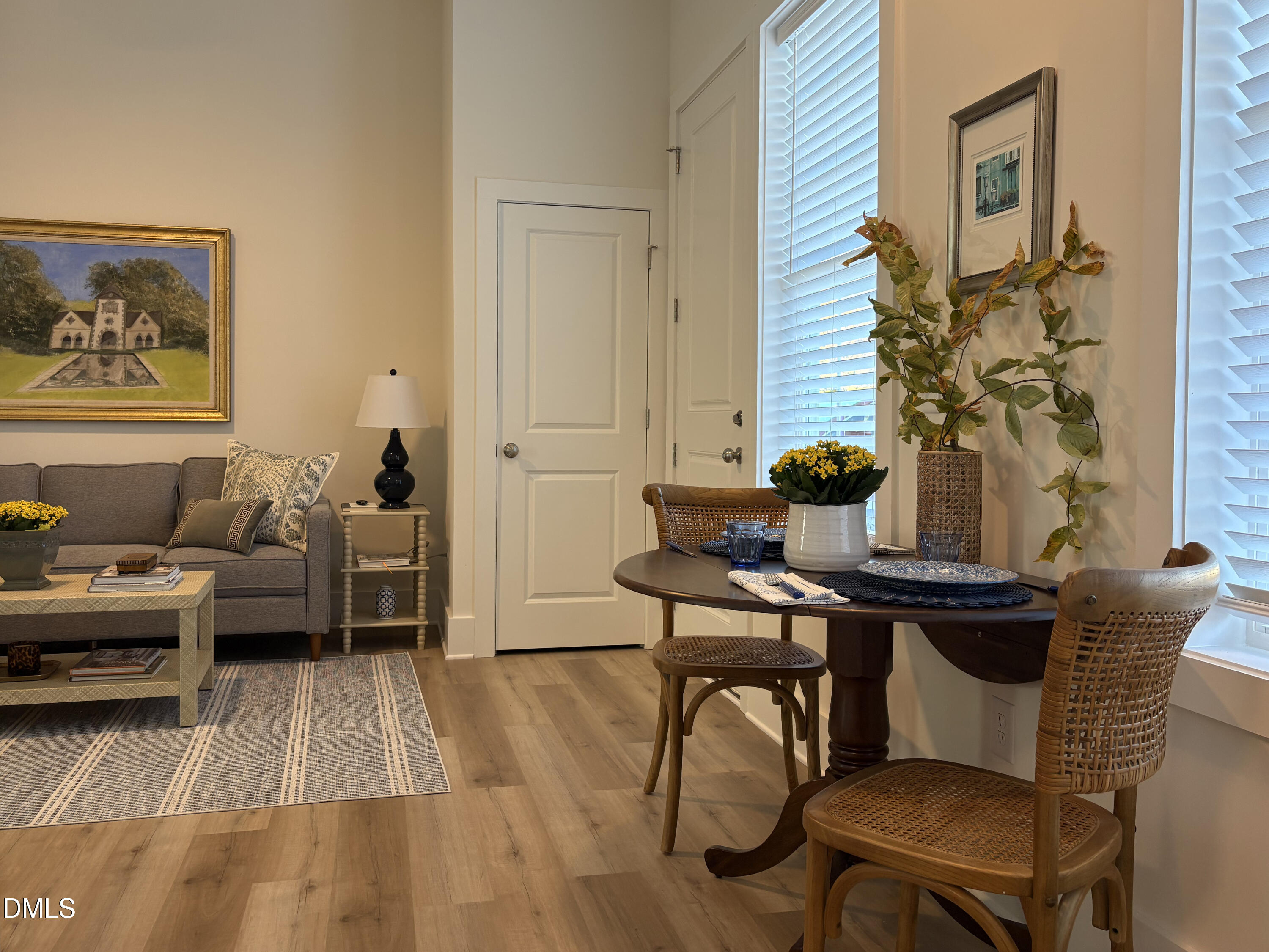 110 Bellamy Lane, Unit 103 Chapel Hill, NC 27516 - Photo 6 of 22 107 Bellamy_1377