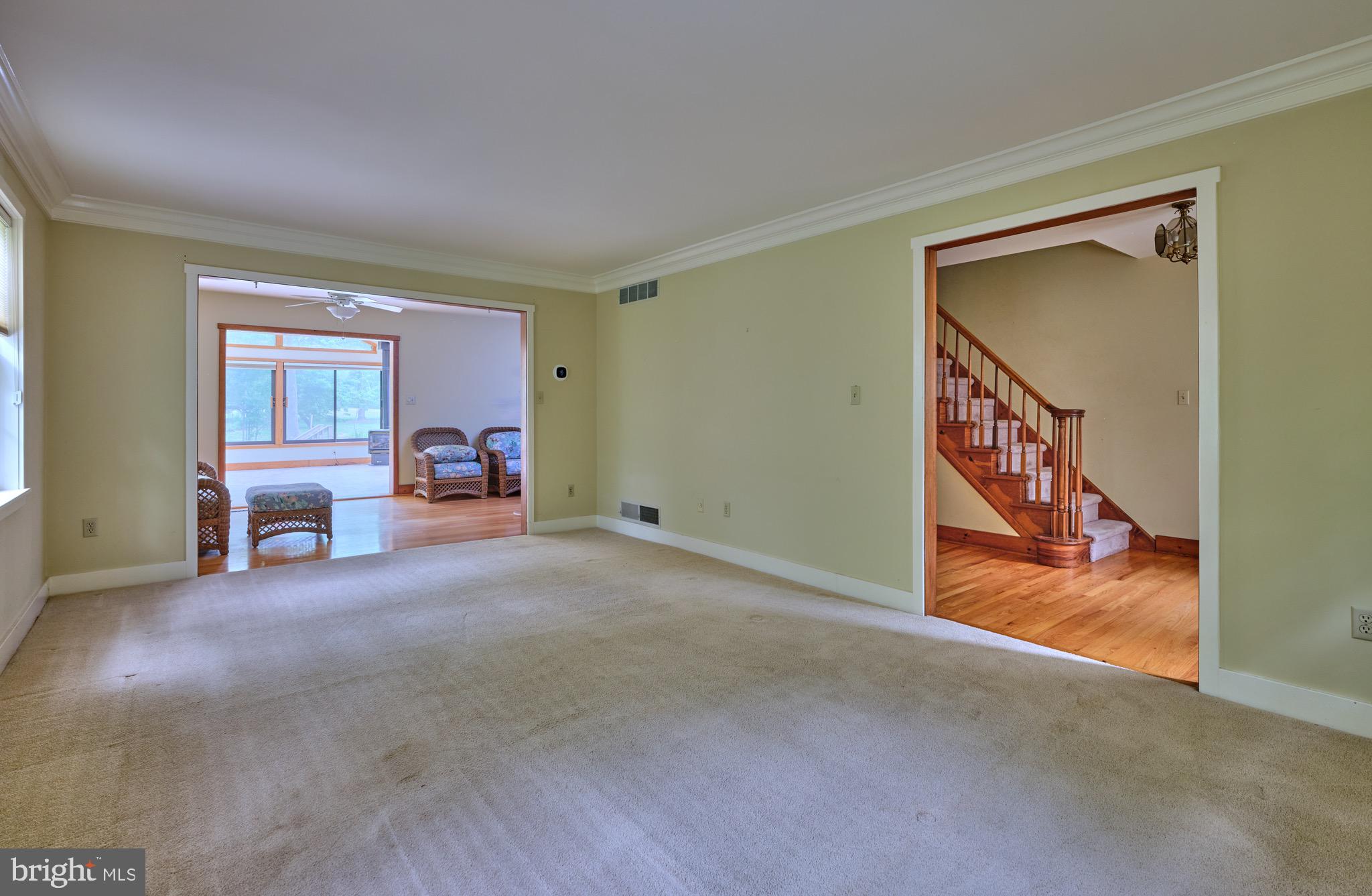 6700 Point Pleasant Pike New Hope, PA 18938 - Photo 15 of 41 Livingroom