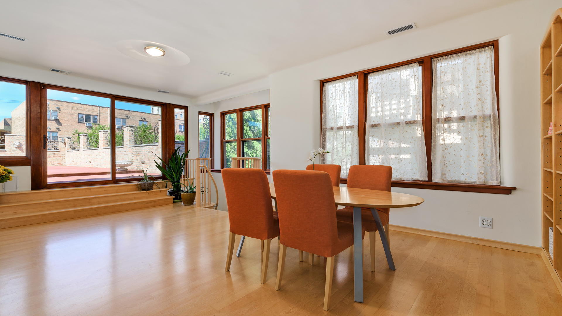 536 West Deming Place, Unit B Chicago, IL 60614 - Photo 13 of 30