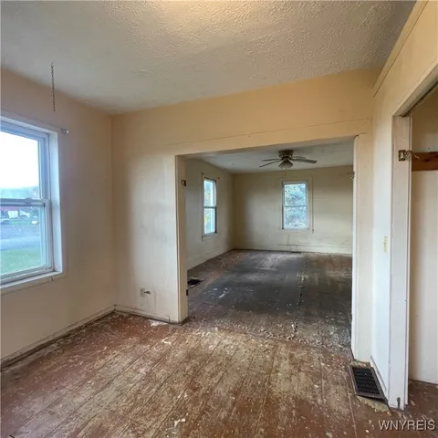 $239,675 | 14013 West County House Road, Albion, NY 14411