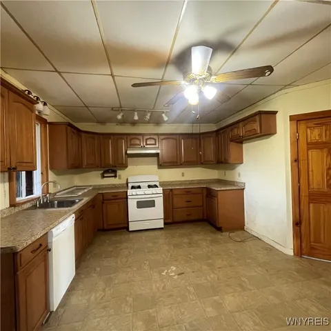 $239,675 | 14013 West County House Road, Albion, NY 14411