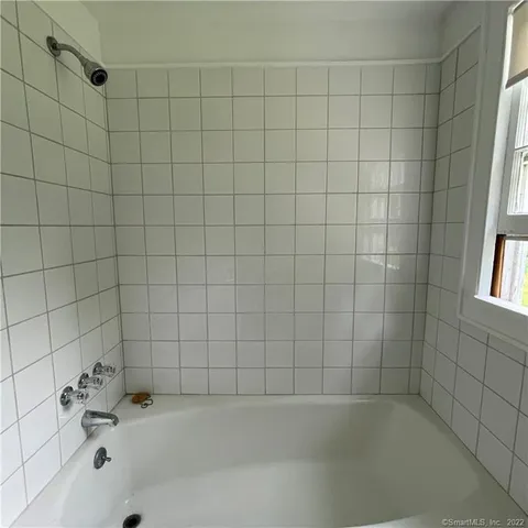 $3,000 | 92 Compo Road South, Westport, CT 06880