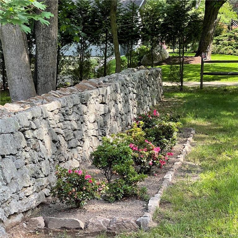 92 Compo Road South Westport, CT 06880 - Photo 16 of 19