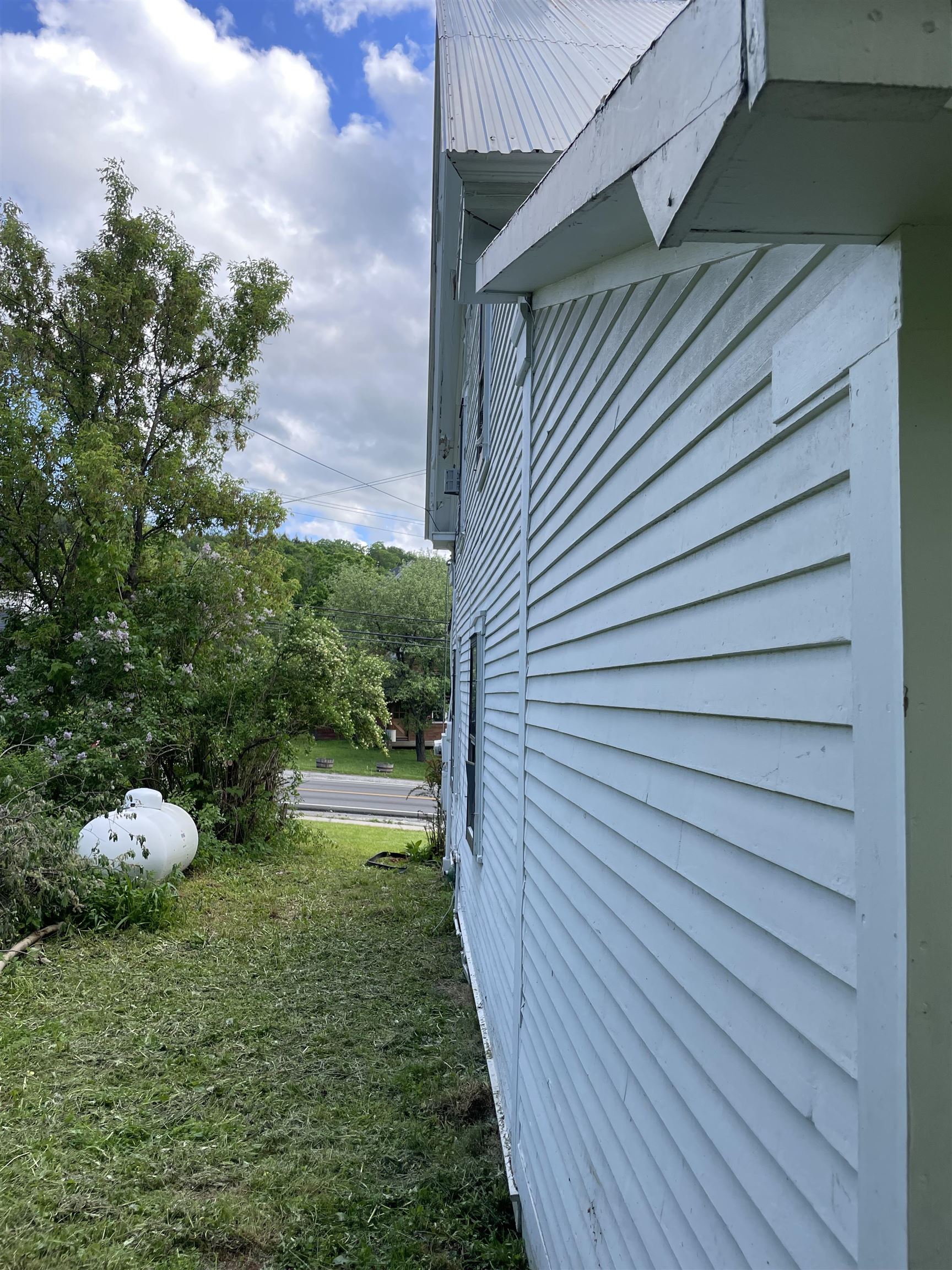 1648 Highway 2 Marshfield, VT 05658 - Photo 24 of 32