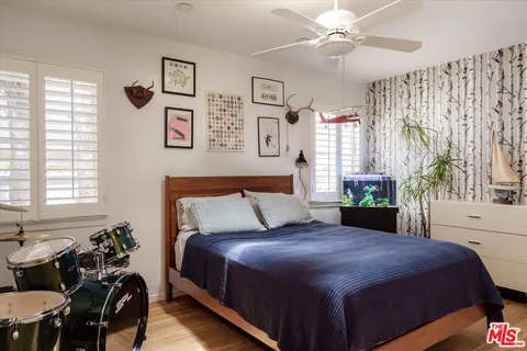 $1,549,000 | 8421 Kirkwood Drive, Los Angeles, CA 90046