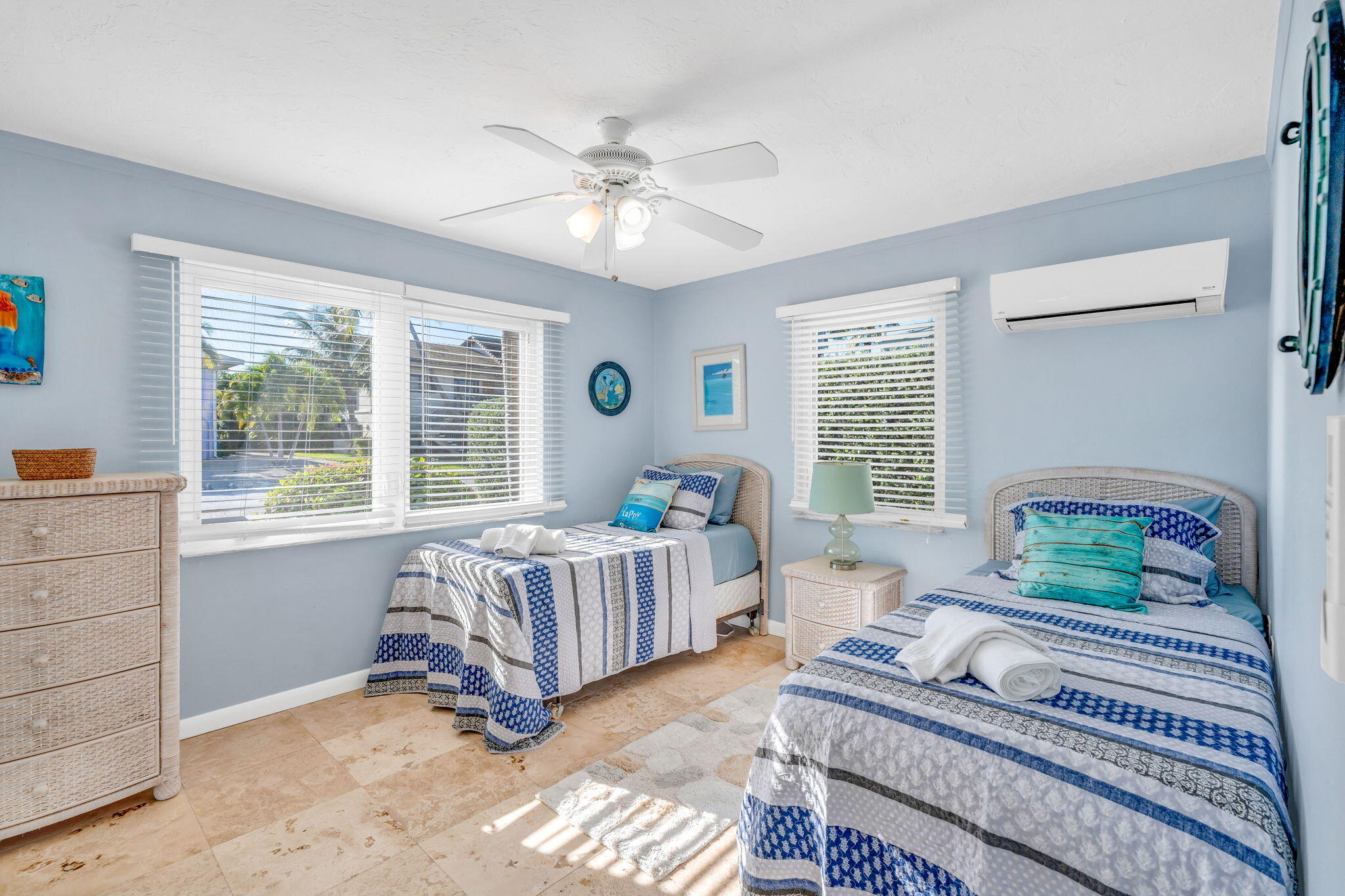 600 12th Street Key Colony Beach, FL 33051 - Photo 22 of 40 a bedroom with a bed and a window