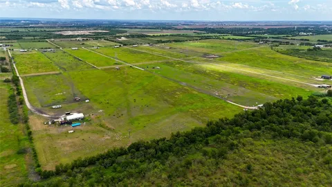 $295,000 | 1377 Scull Road, Martindale, TX 78655