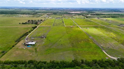 $295,000 | 1377 Scull Road, Martindale, TX 78655