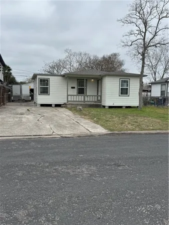 $1,400 | 4642 Cheryl Drive, Corpus Christi, TX 78415