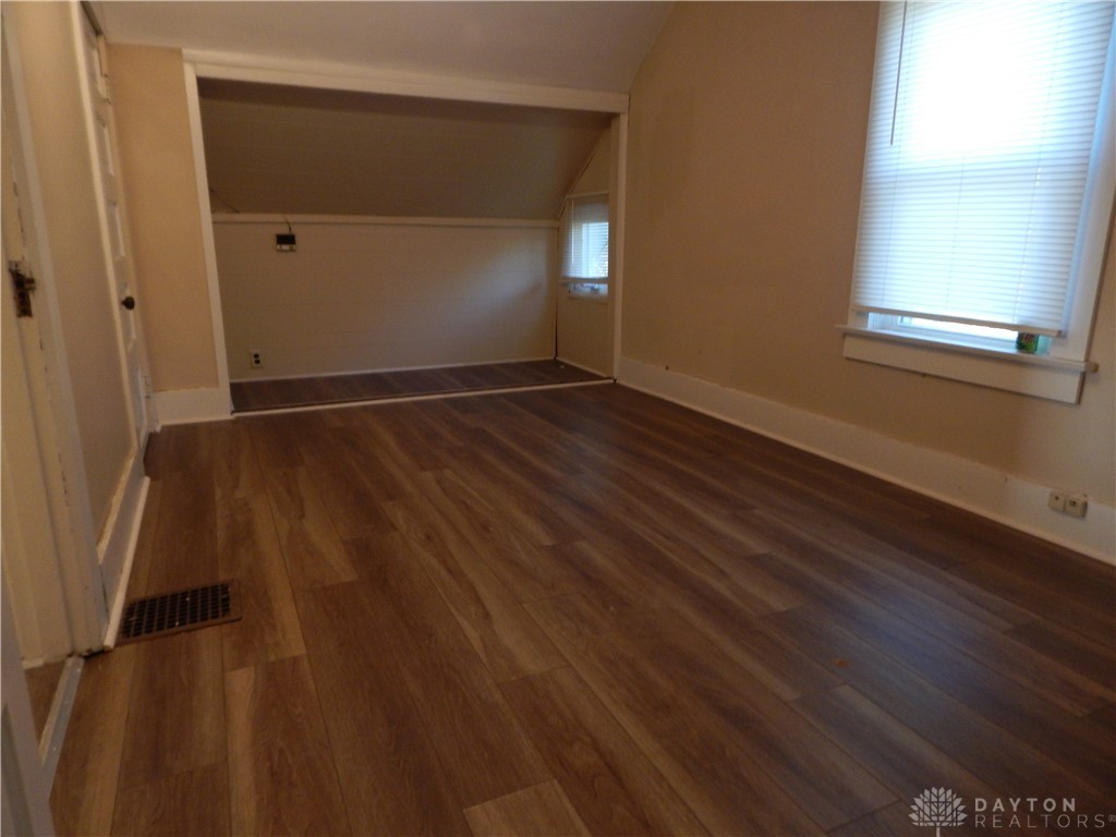 1885 East Westbrook Road Dayton, OH 45415 - Photo 12 of 15