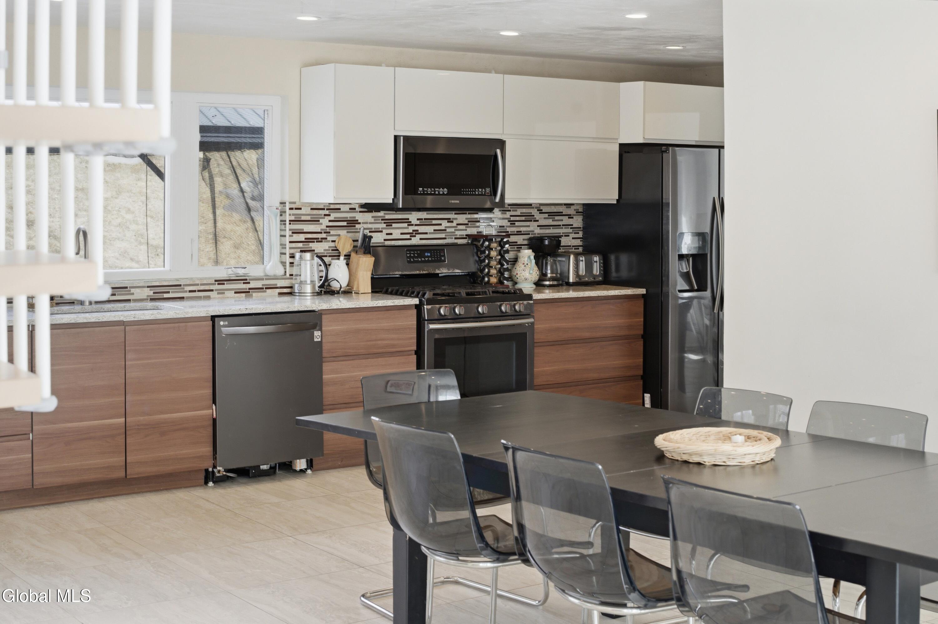 74 Wright Road Jewett, NY 12442 - Photo 19 of 35 33_landrum_media_030