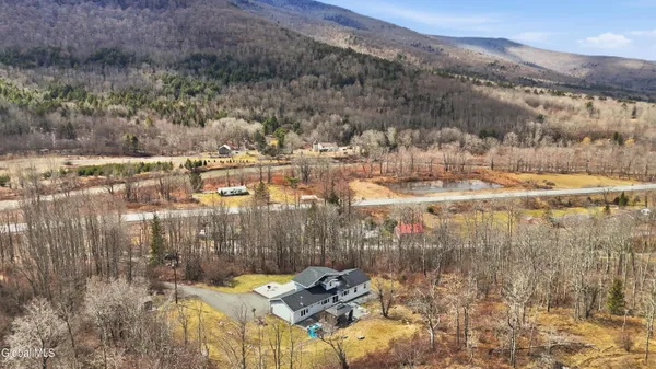 $749,900 | 74 Wright Road, Jewett, NY 12442