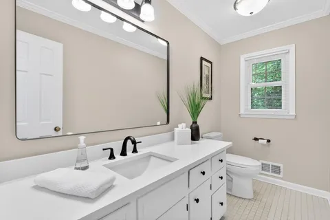 $800,000 | 1420 Lafayette Lane Northeast, Marietta, GA 30068