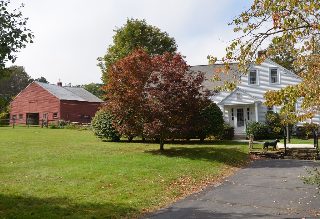 405 Market Hill Road Amherst, MA 01002 - Photo 1 of 30