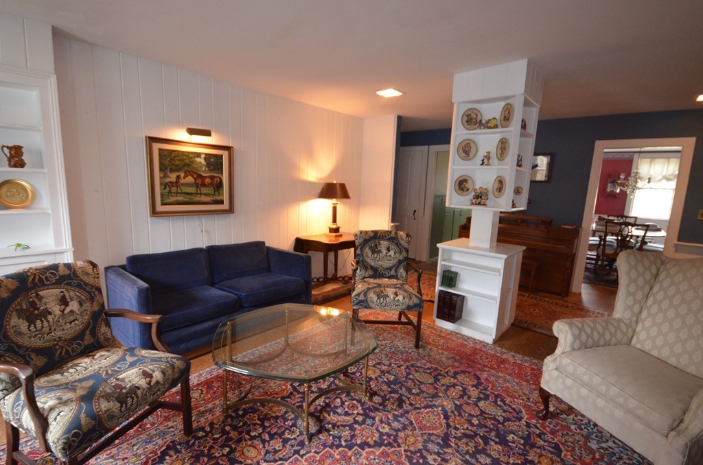 405 Market Hill Road Amherst, MA 01002 - Photo 5 of 30
