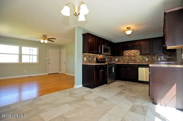 $1,600 | 1006 Onsville Drive, Jacksonville, NC 28546