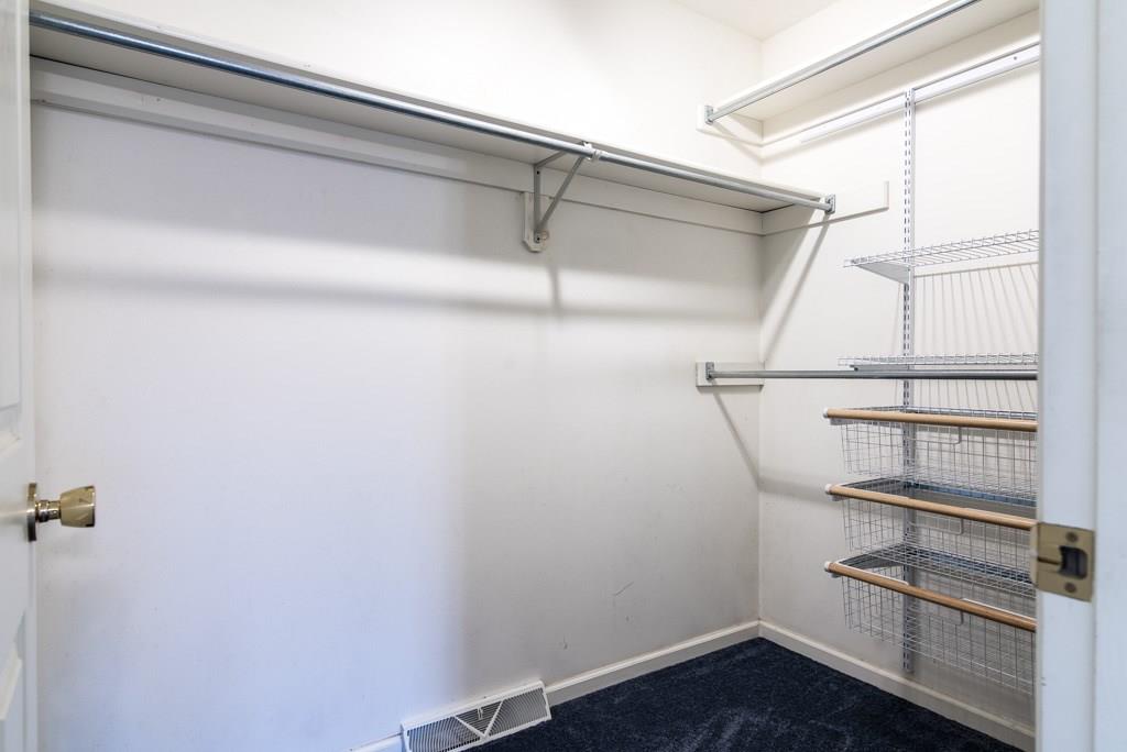 225 Logan Road Valencia, PA 16059 - Photo 15 of 25 Owner's suite, walk-in closet.