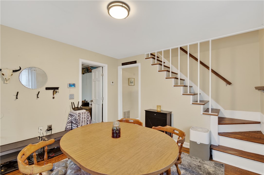 122 Leigh Street Warwick, RI 02889 - Photo 6 of 22
