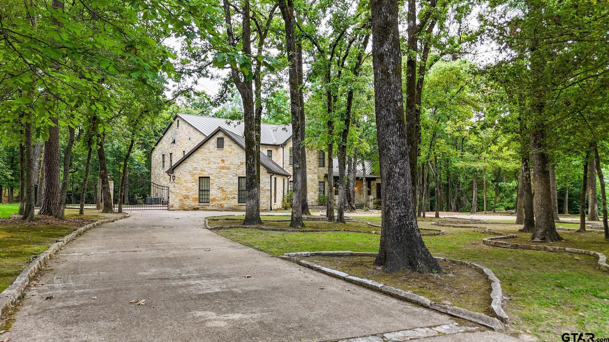 3025 Stonegate Boulevard Tyler, TX 75703 - Photo 2 of 48
