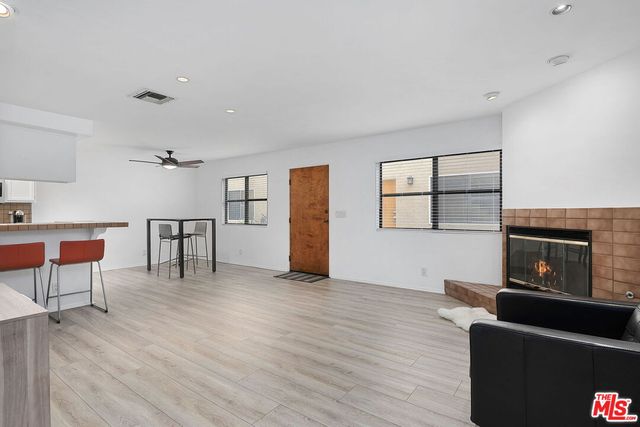 $3,950 | 1040 North Gardner Street, Unit 8, West Hollywood, CA 90046