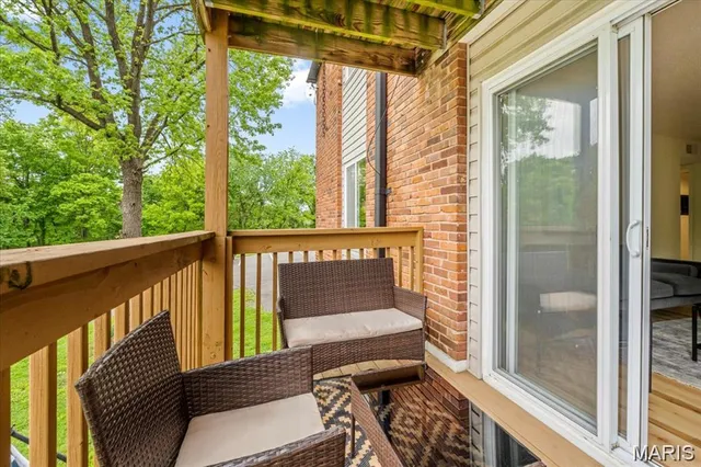 $98,000 | 2745 Westphalia Court, Unit C, St. Louis, MO 63129