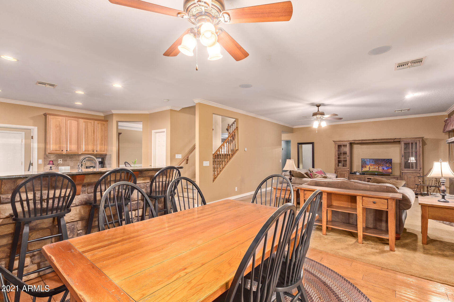 2897 East Weather Vane Road Gilbert, AZ 85296 - Photo 15 of 47 Eat in kitchen