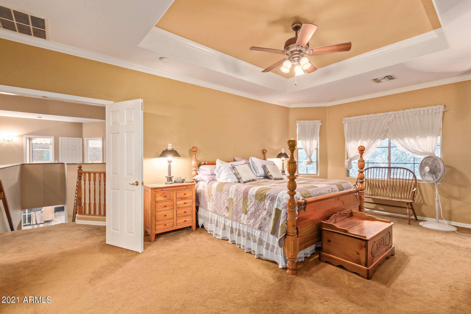 2897 East Weather Vane Road Gilbert, AZ 85296 - Photo 22 of 47 Oversidez Master bedroom