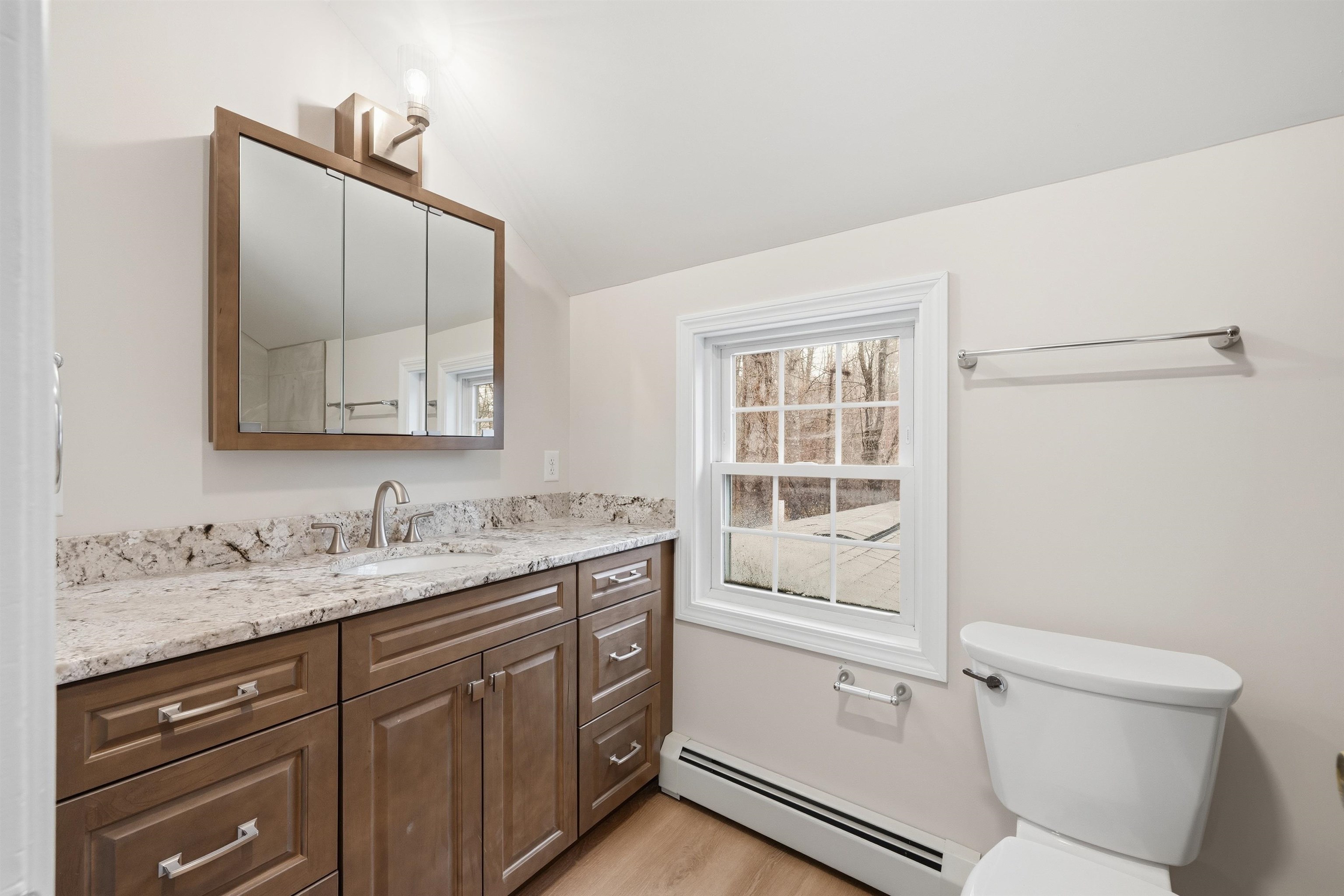18 Hammond Road, Unit 3 Milford, NH 03055 - Photo 21 of 38