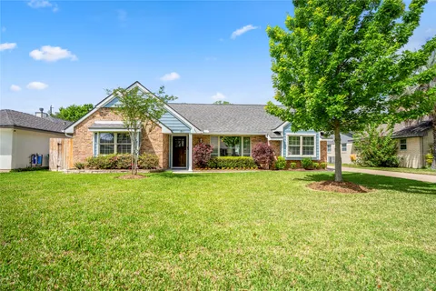 $535,000 | 1911 Stebbins Drive, Houston, TX 77043