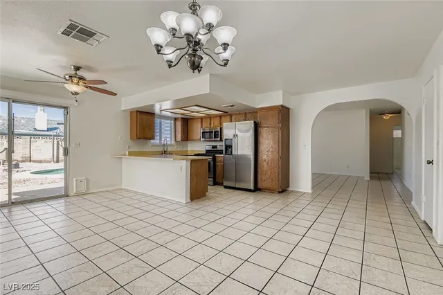 $2,150 | 710 Arrowhead Trail, Henderson, NV 89002