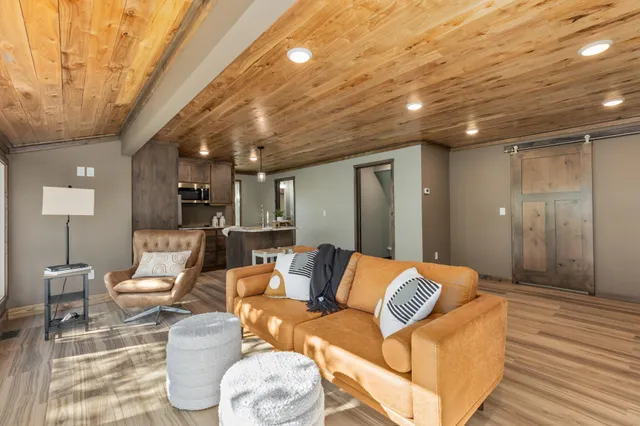 $1,500,000 | 817 Sportsman Lane Northeast, Longville, MN 56655