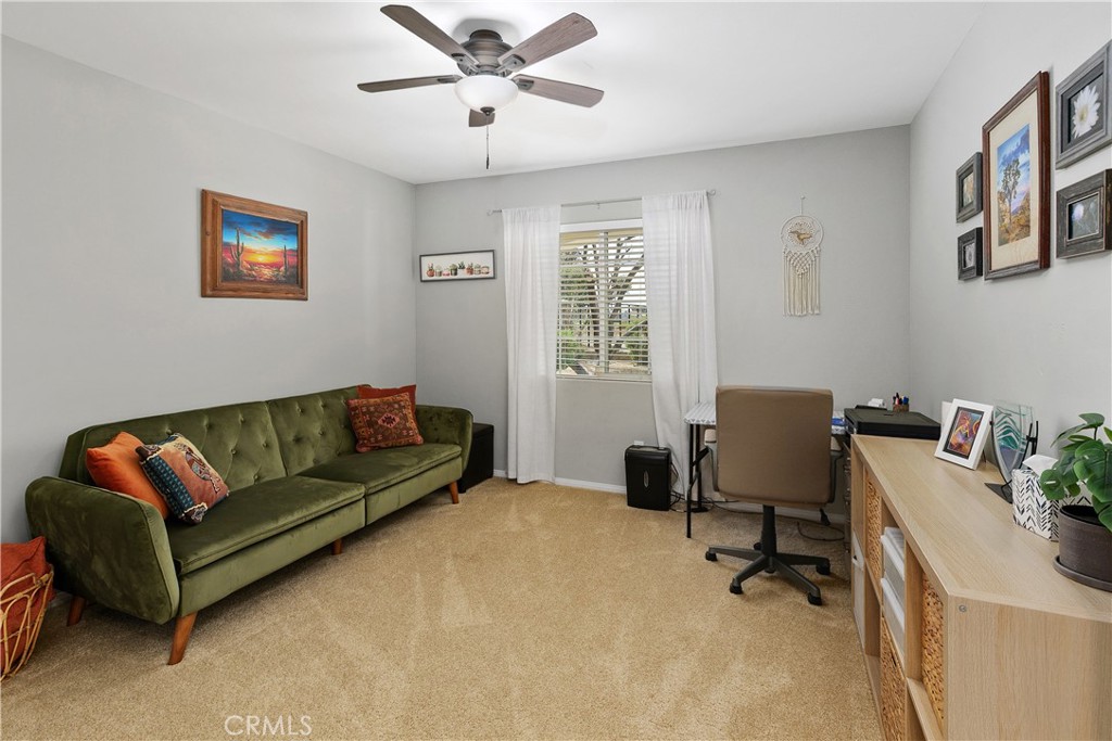 34990 County Line Road Yucaipa, CA 92399 - Photo 21 of 51 a living room with furniture