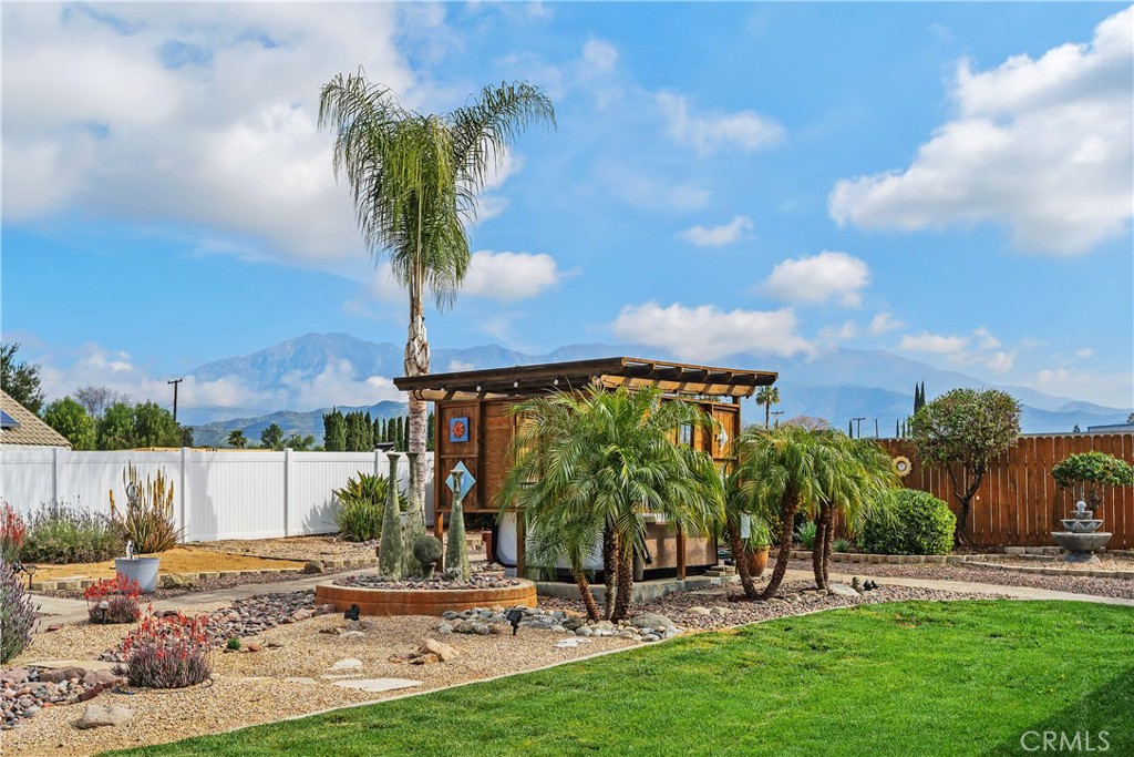 34990 County Line Road Yucaipa, CA 92399 - Photo 40 of 51 a view of a backyard with sitting area