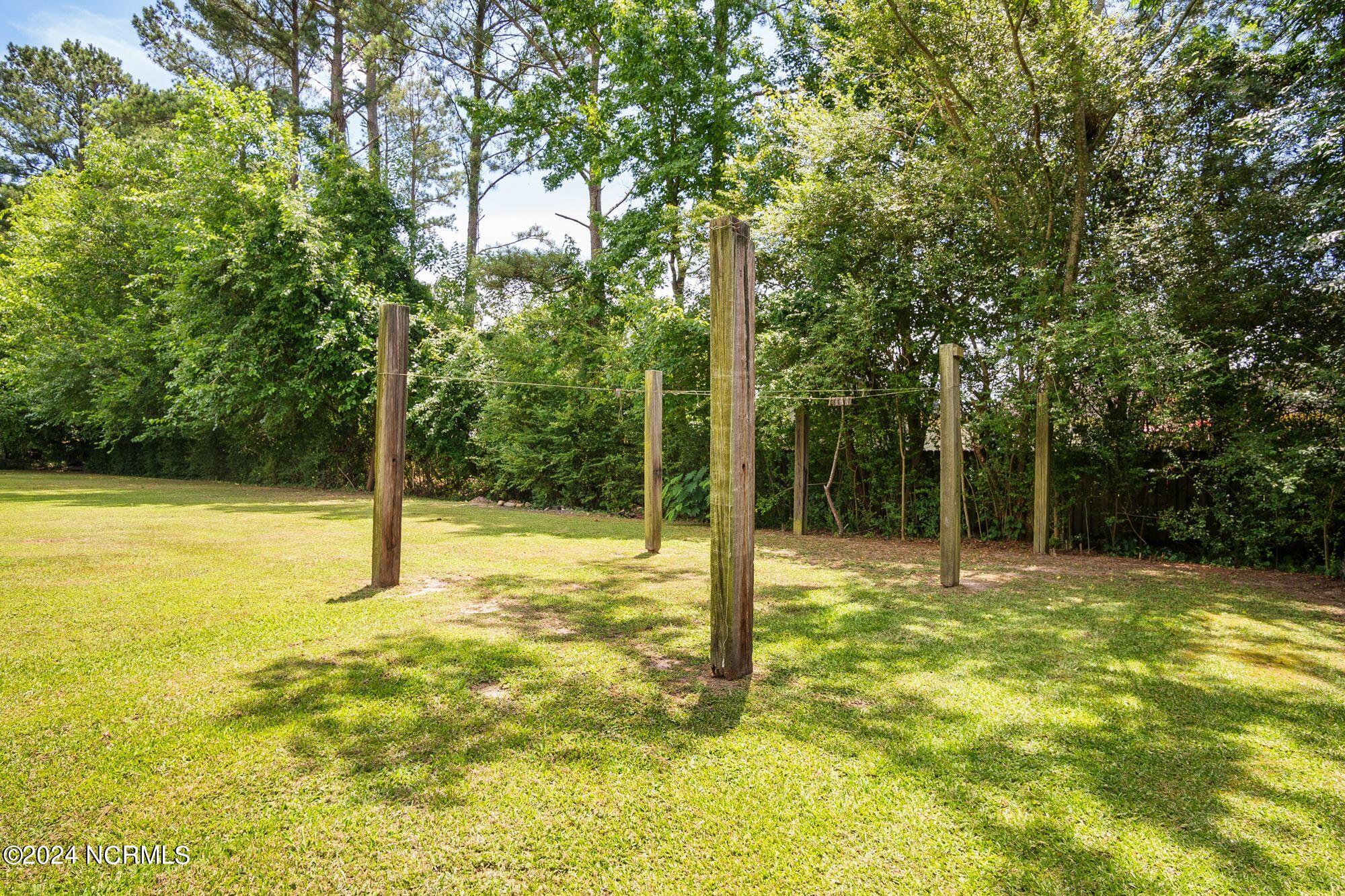 607 West Grantham Road New Bern, NC 28562 - Photo 28 of 38 607 W Grantham-28