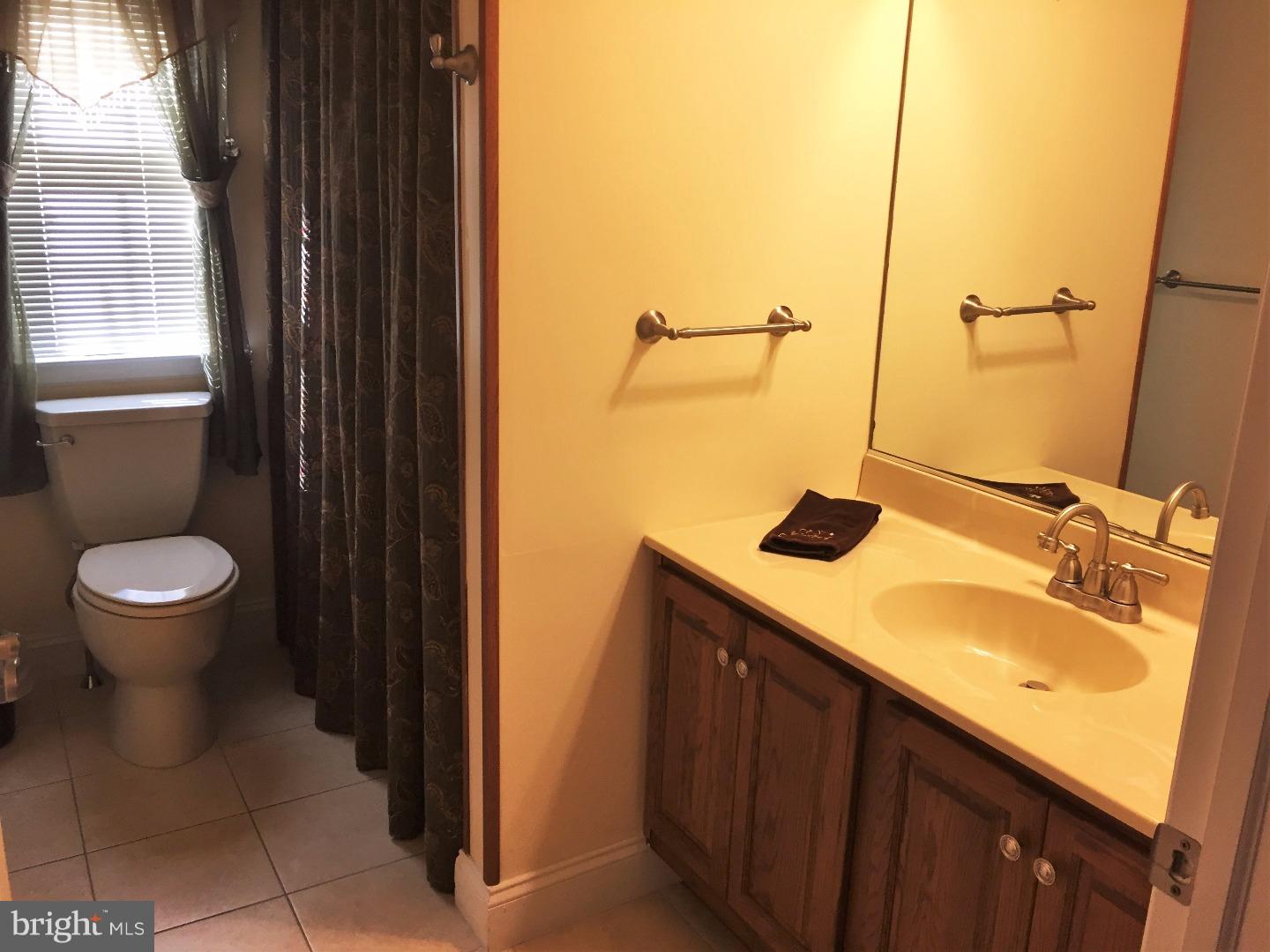 637 Ebersole Road Reading, PA 19605 - Photo 6 of 23 Gallery Image 6