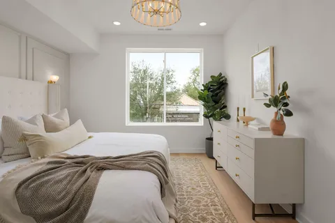 $695,000 | 1420 10th Avenue North, Nashville, TN 37208