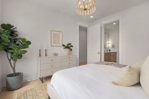 $695,000 | 1420 10th Avenue North, Nashville, TN 37208