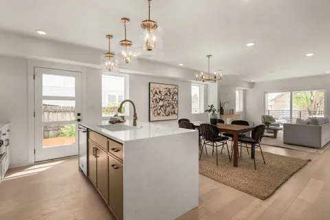 $695,000 | 1420 10th Avenue North, Nashville, TN 37208