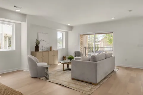 $695,000 | 1420 10th Avenue North, Nashville, TN 37208