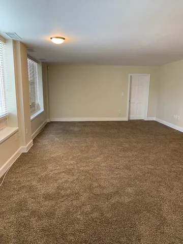 $1,950 | 289 Essex Street, Unit 102 STUDIO, Salem, MA 01970