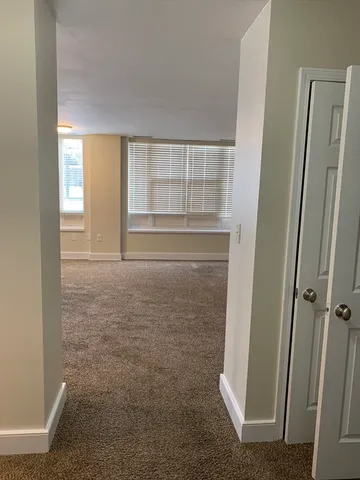 $1,950 | 289 Essex Street, Unit 102 STUDIO, Salem, MA 01970