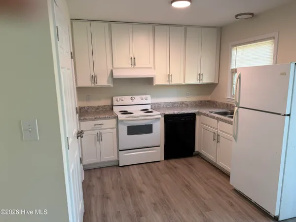 $1,150 | 3810 Symi Circle, Unit 1, Morehead City, NC 28557