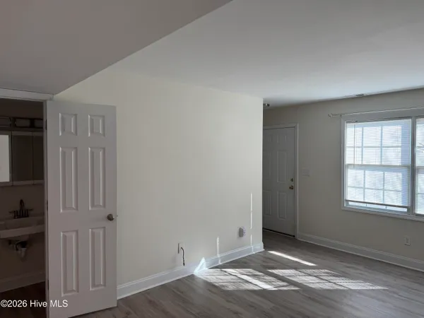 $1,150 | 3810 Symi Circle, Unit 1, Morehead City, NC 28557