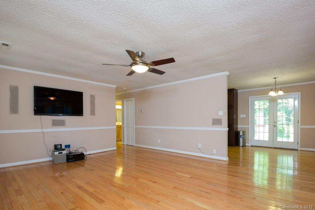 810 Rutledge Drive Catawba, SC 29704 - Photo 8 of 36 Gallery Image 8