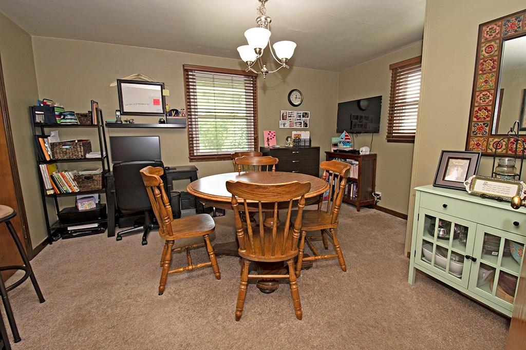 181 Center Street Springdale, PA 15144 - Photo 6 of 17 Gallery Image 6
