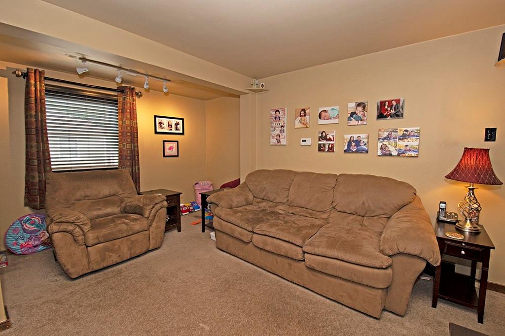181 Center Street Springdale, PA 15144 - Photo 9 of 17 Gallery Image 9